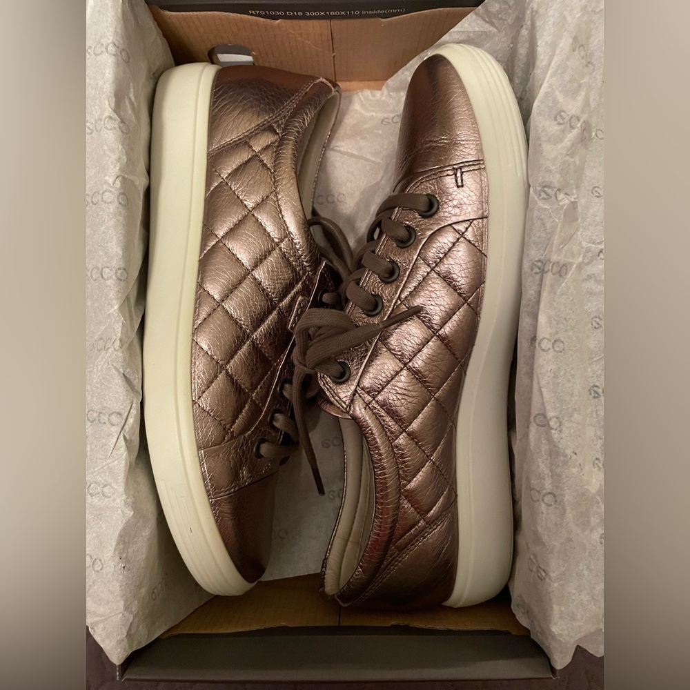Women’s Ecco Sneakers